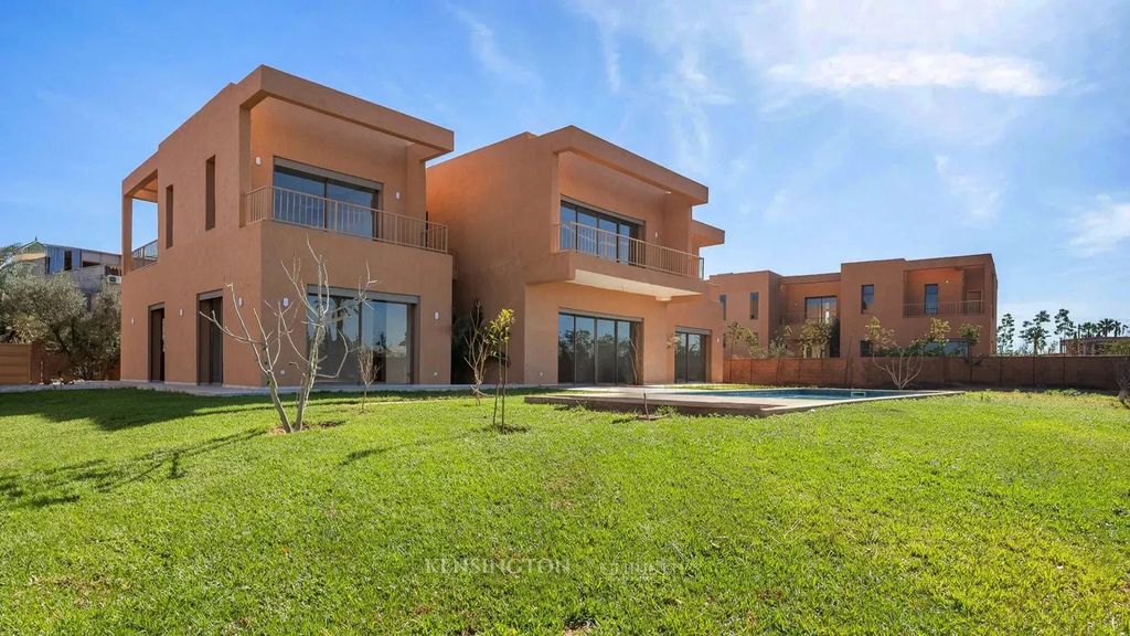 Property photo 2 of 39