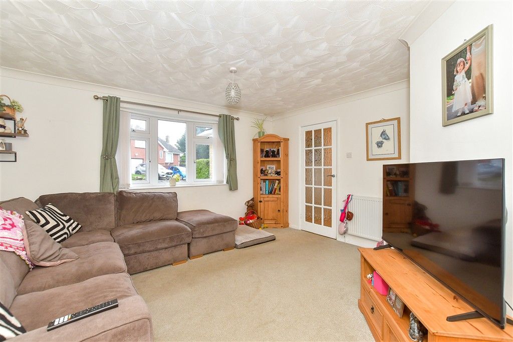 Property photo 2 of 13 Lounge/Diner