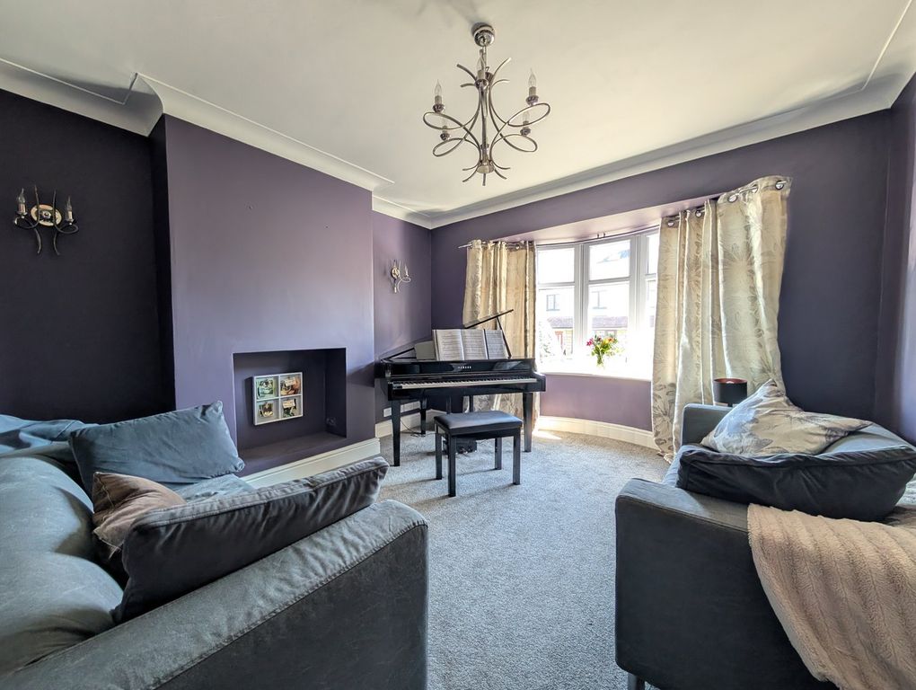 Property photo 2 of 38