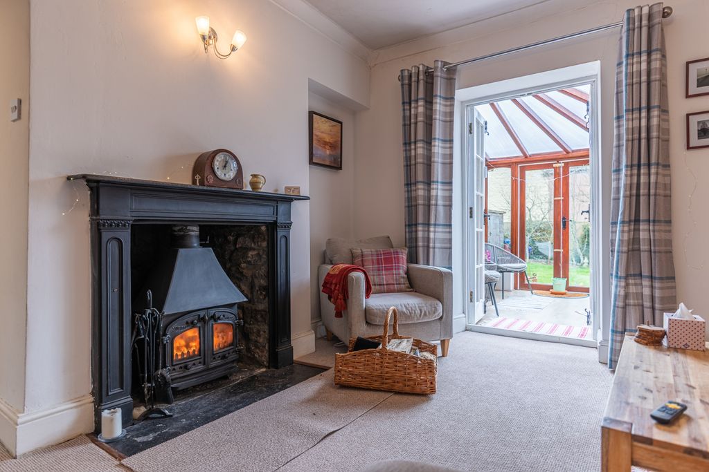 Property photo 3 of 34 3 Heathend Cottages (4)