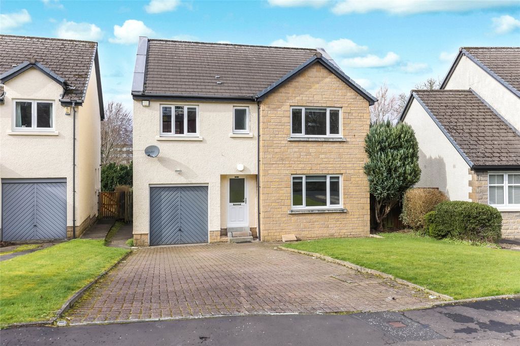 Property photo 1 of 16 Front