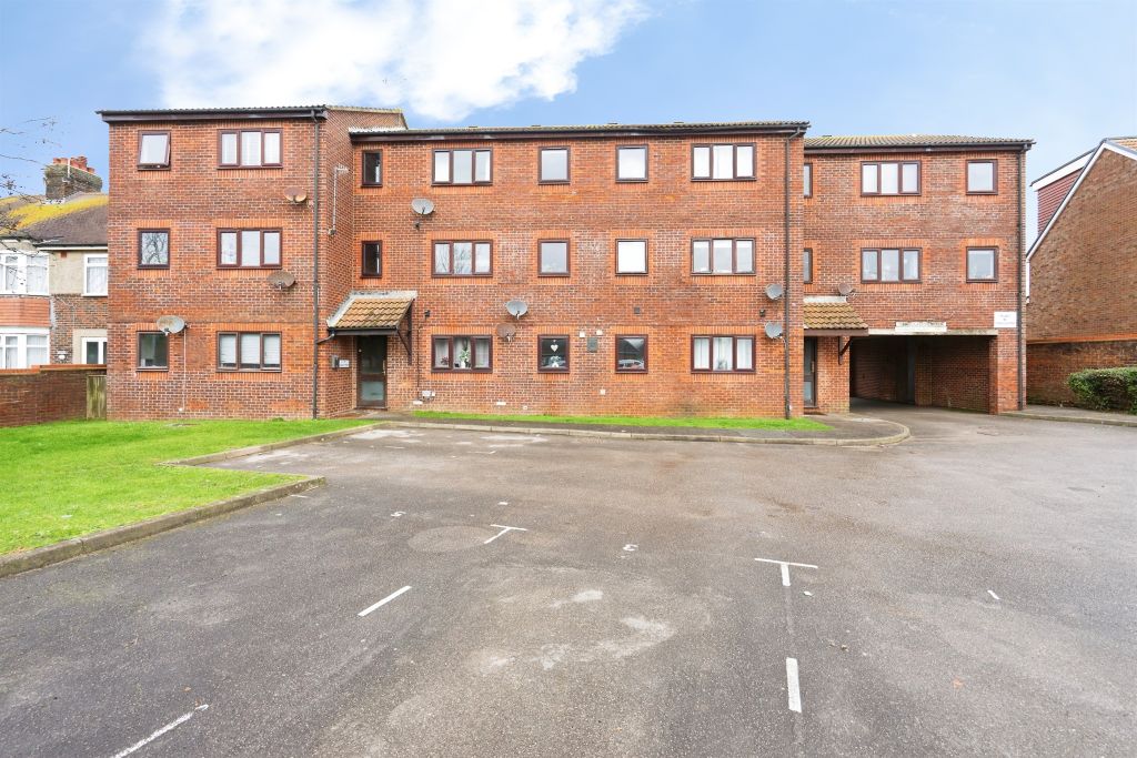 Property photo 1 of 15