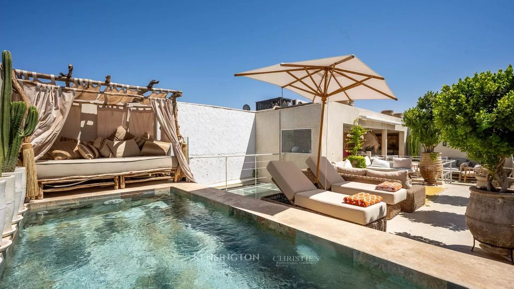 Property photo 1 of 37