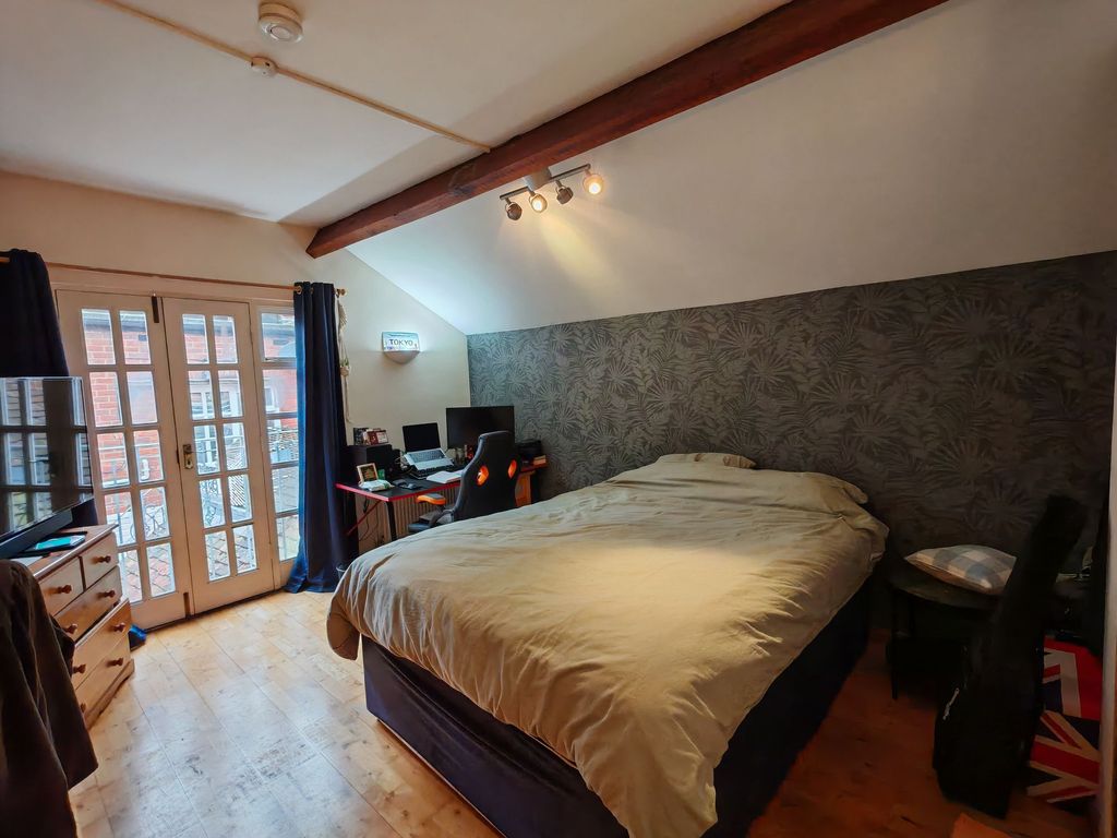 Property photo 3 of 7