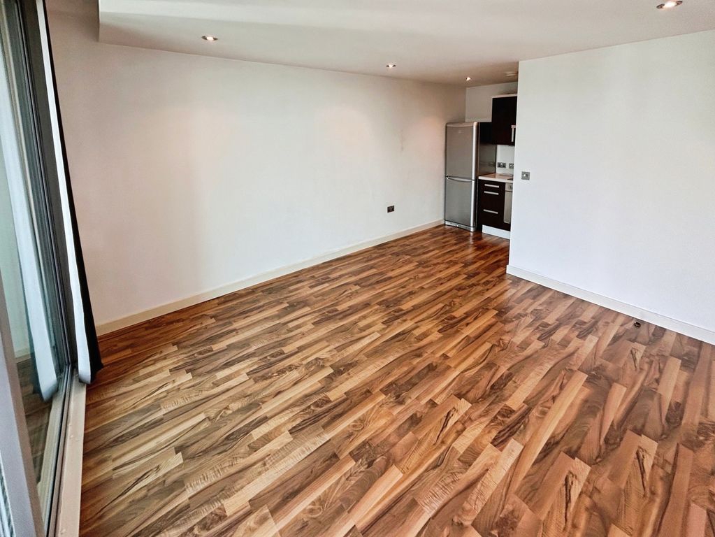 Property photo 2 of 10 Internal