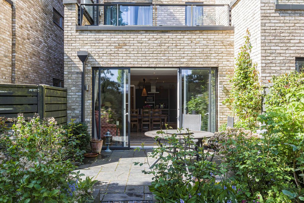 Additional image 10 of 4 bed semi-detached house for saleWoodstock Road, Summertown, Oxford OX2