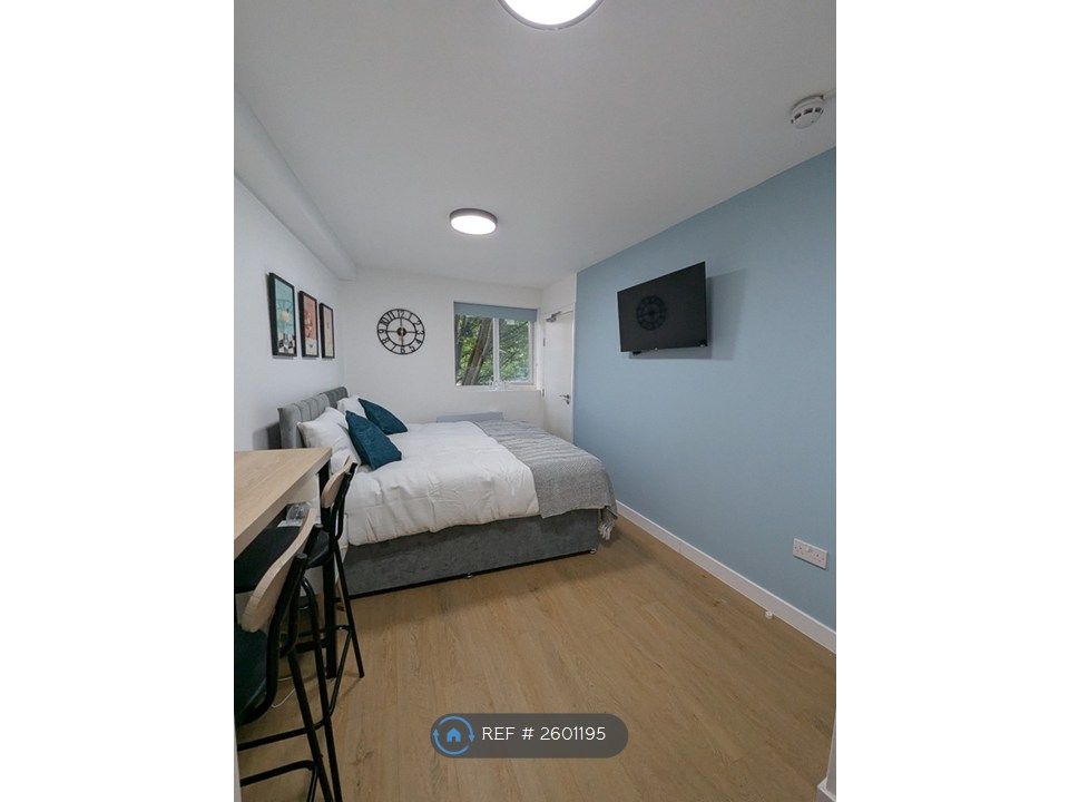 Property photo 1 of 26