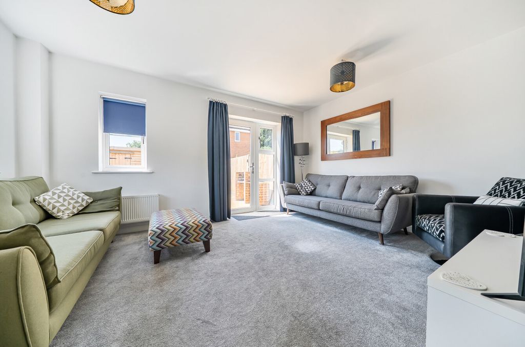 Property photo 3 of 16 1-6A3E93Fb8Fa53-1...