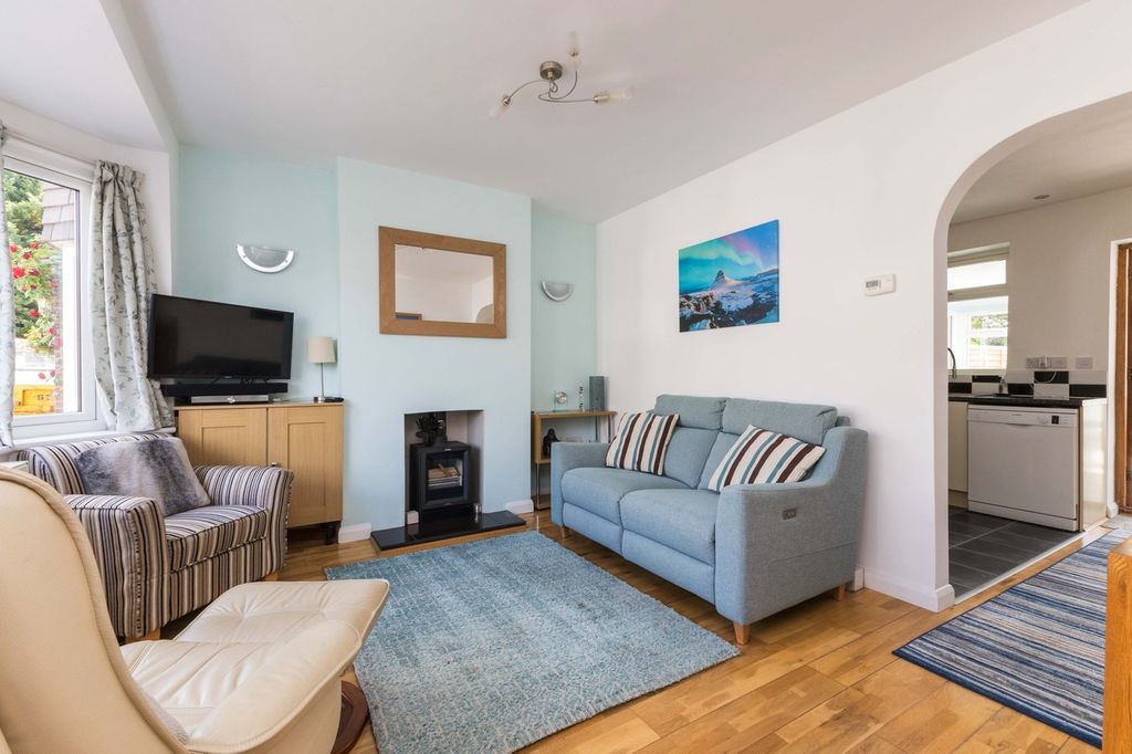 Property photo 2 of 16