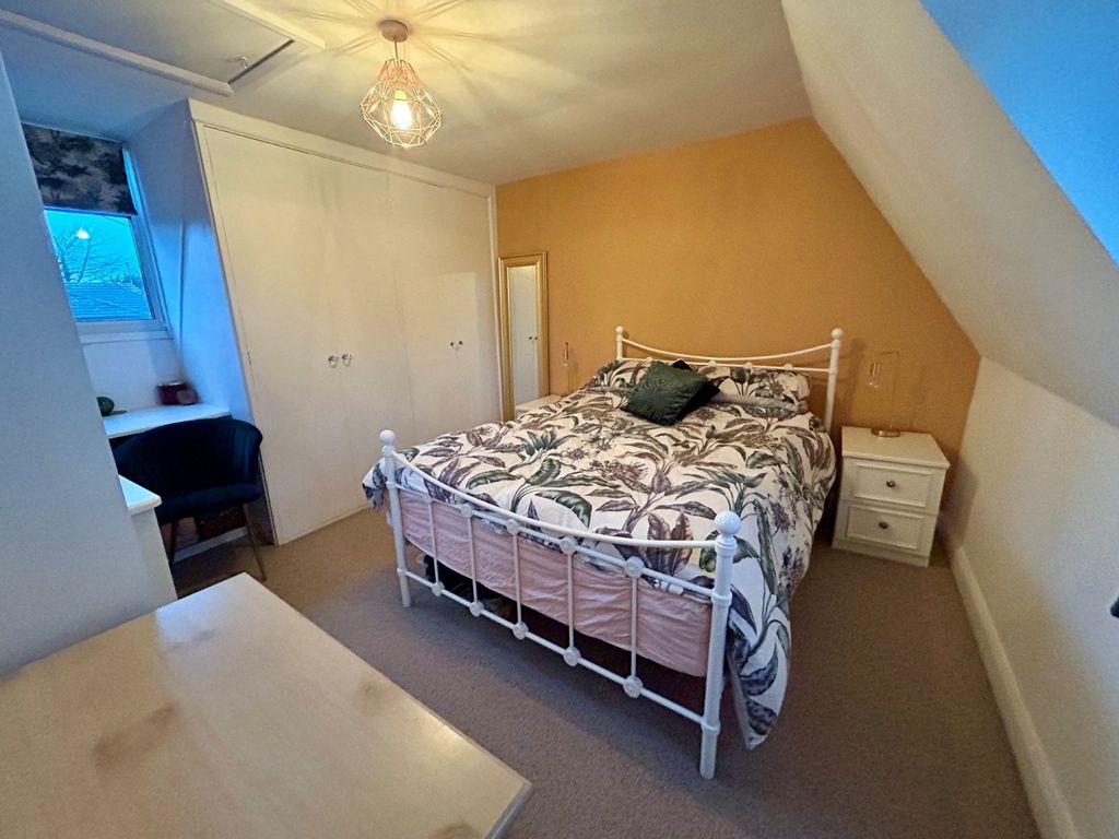 Property photo 3 of 9 Picture No. 10