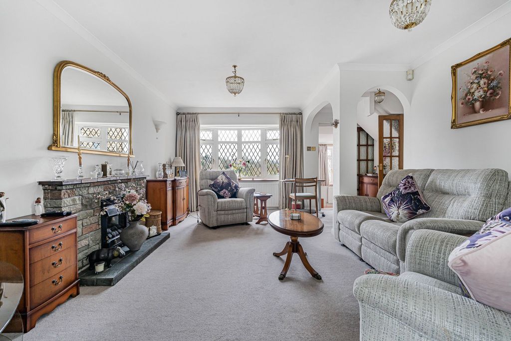 Property photo 2 of 22