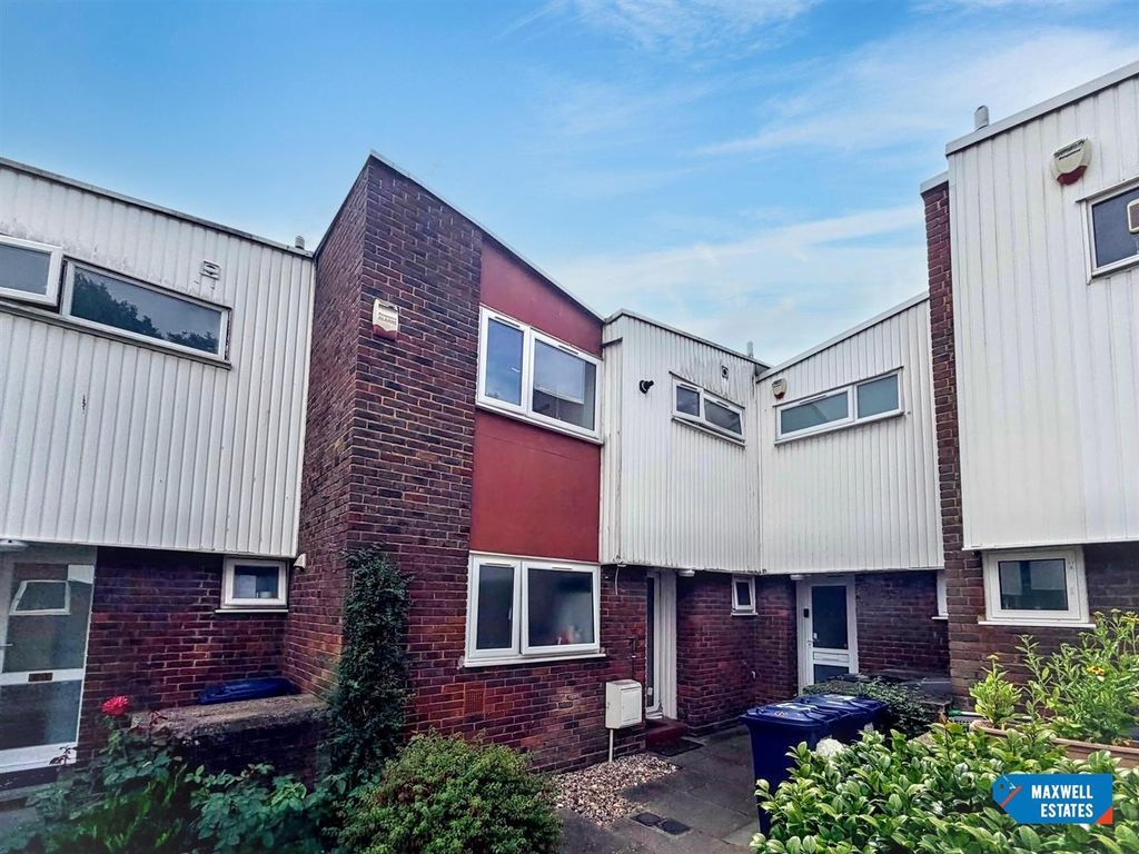 Property photo 1 of 13 Arran Court 19.Jpg