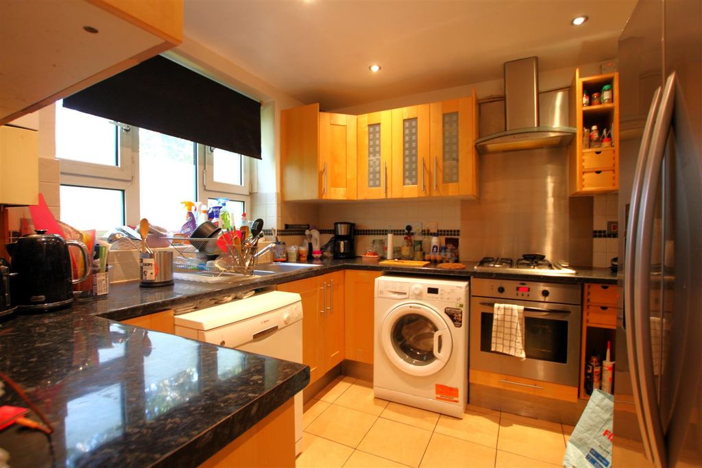 Property photo 3 of 9 Img_0005.Jpg