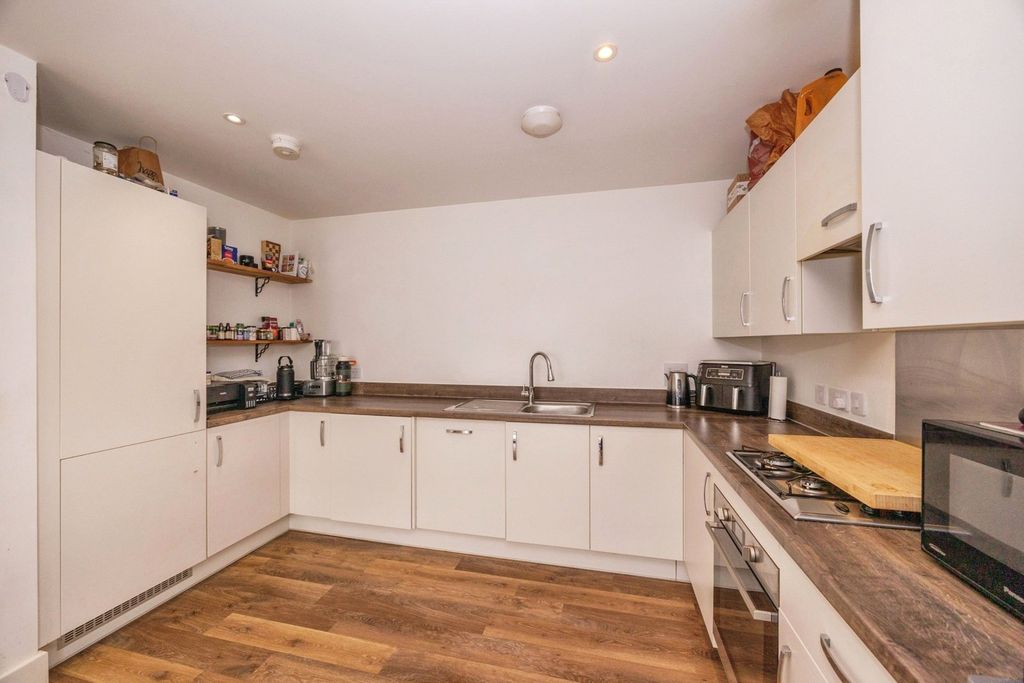 Property photo 2 of 15 Pbox-Img.Jpg