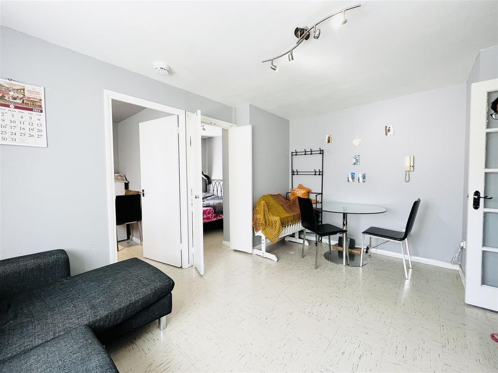 Property photo 2 of 14 Reception Room