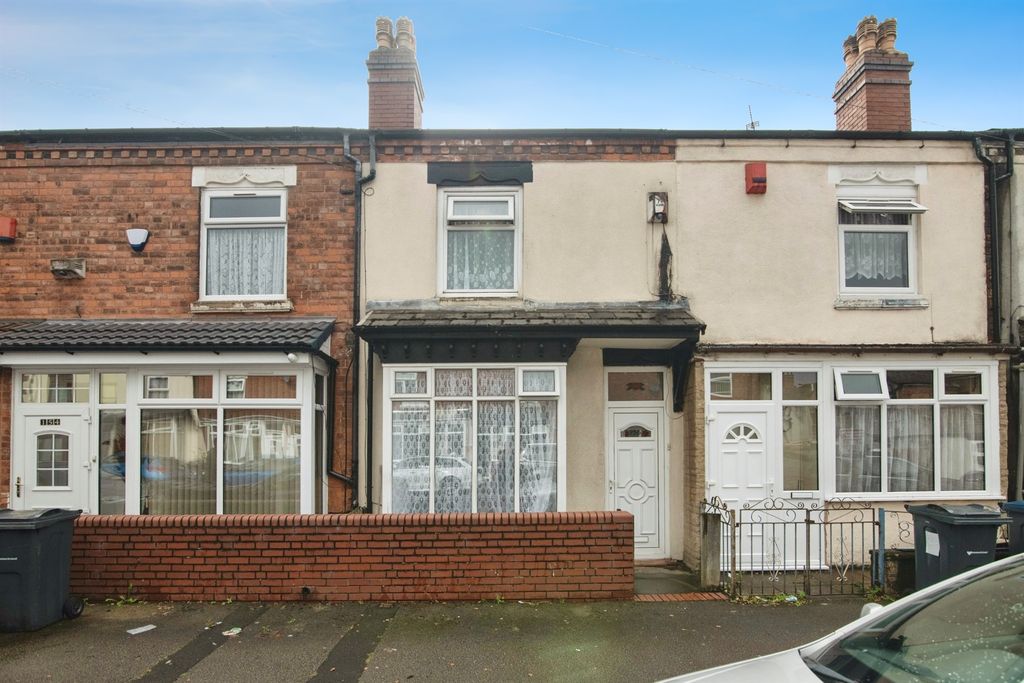 Property photo 1 of 17