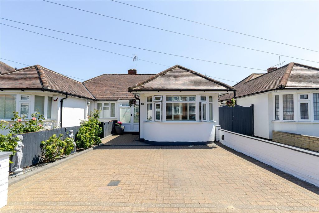 Property photo 1 of 23