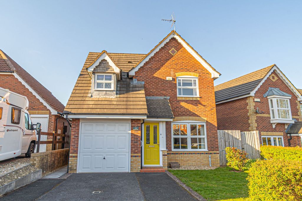 Property photo 1 of 30