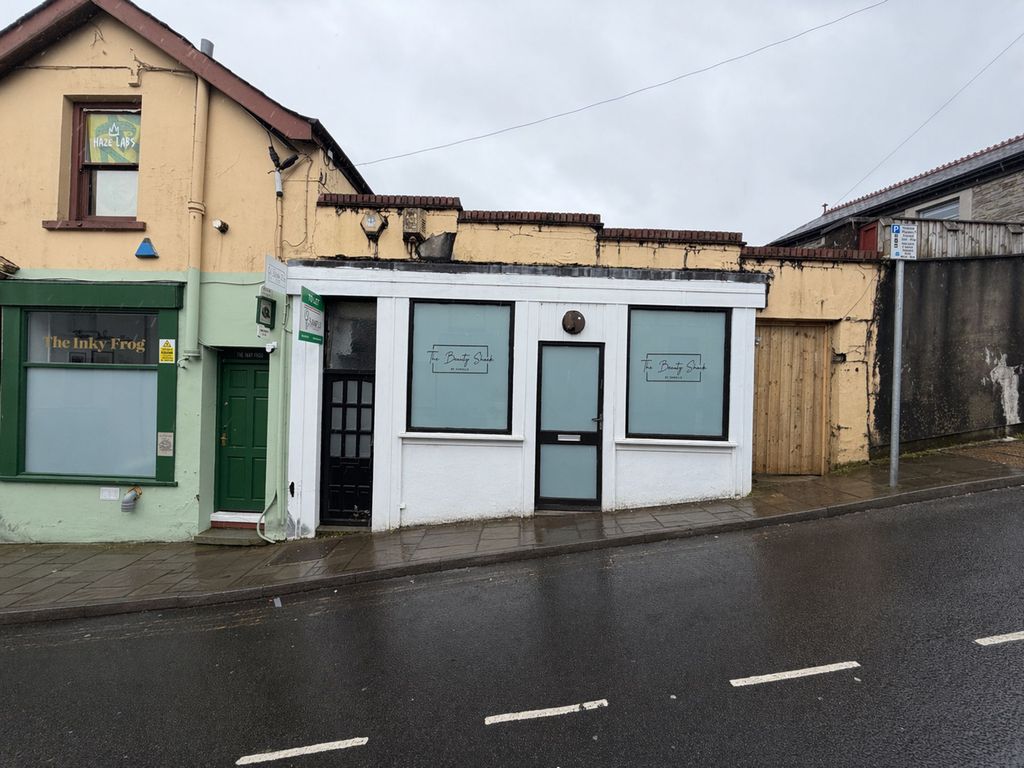 Property photo 1 of 1