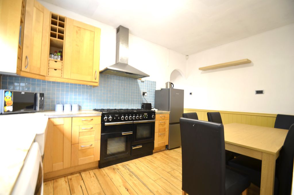 Property photo 3 of 9 _Dsc0358