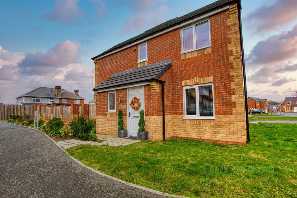 Property photo 1 of 24 Front