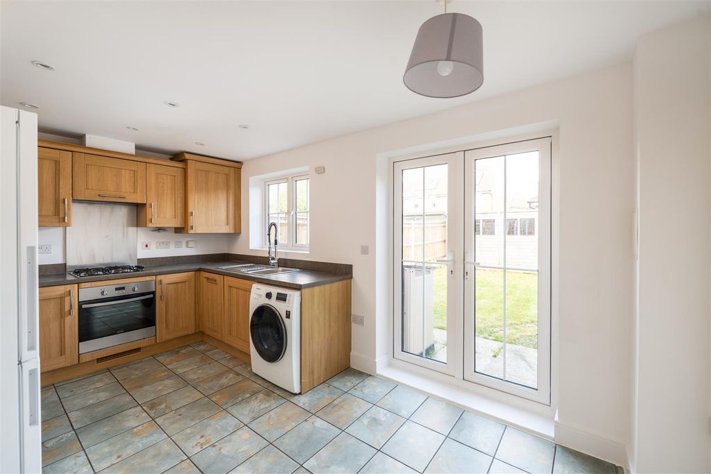 Property photo 3 of 11 134 Brookfield Drive Internals-12.Jpg