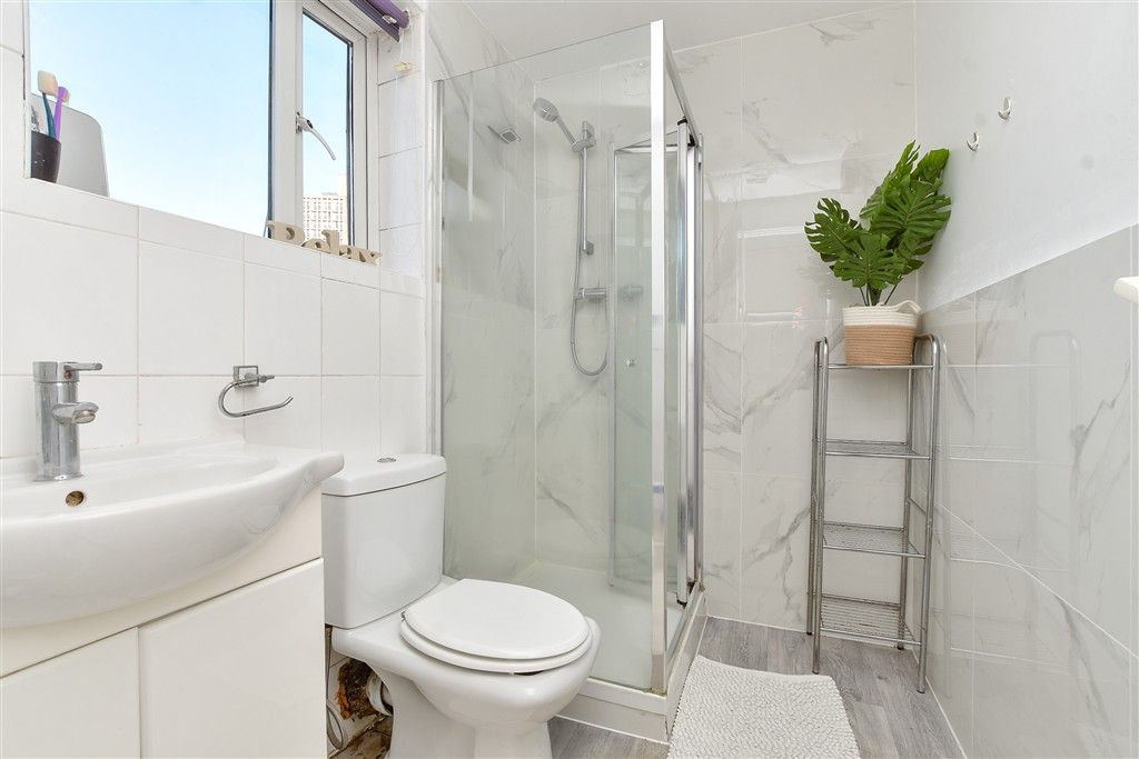 Property photo 1 of 12 Shower Room