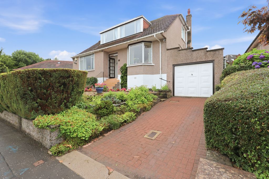 Property photo 1 of 33
