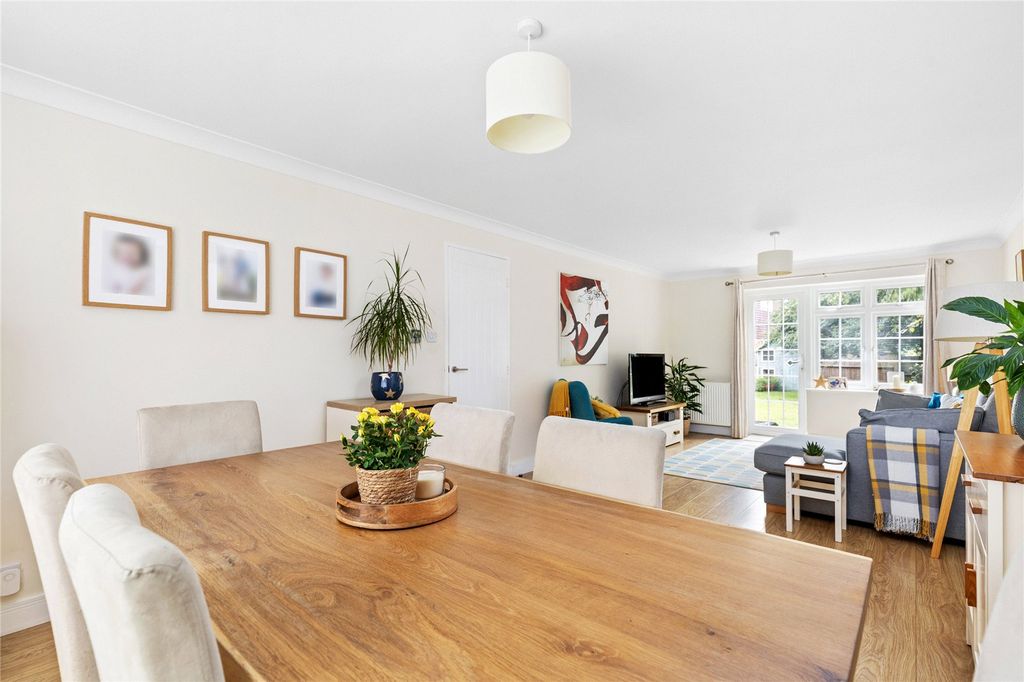 Property photo 3 of 17 Picture No. 06