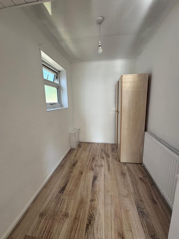 Property photo 3 of 13 Photo 3