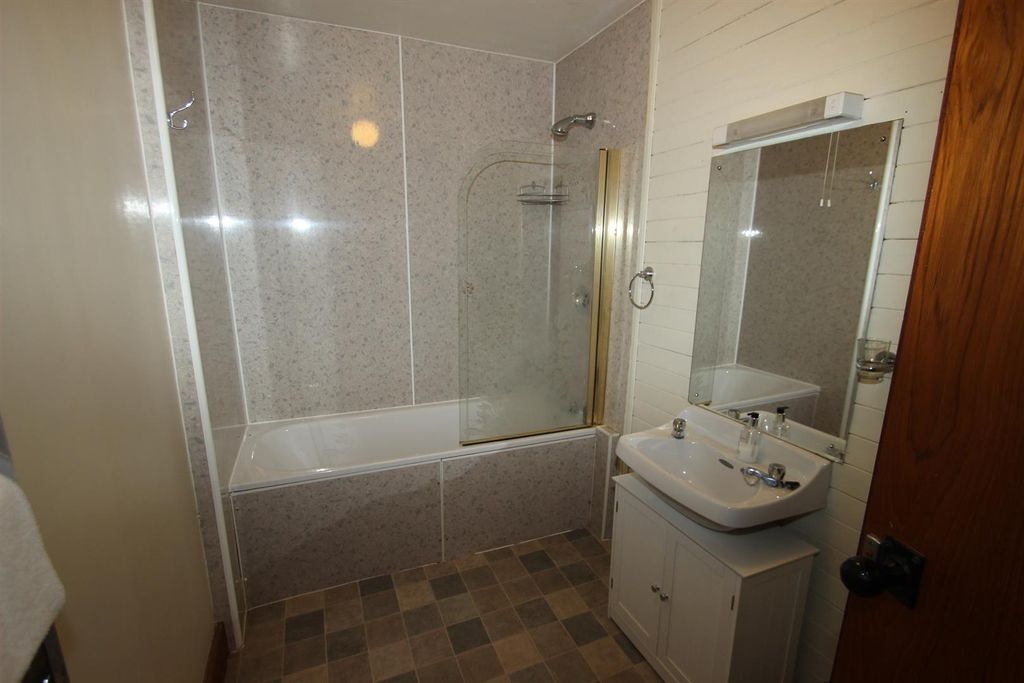 Property photo 3 of 9 Img_7905.Jpg