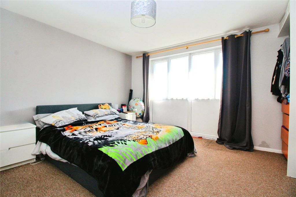 Property photo 2 of 8 Picture No. 03
