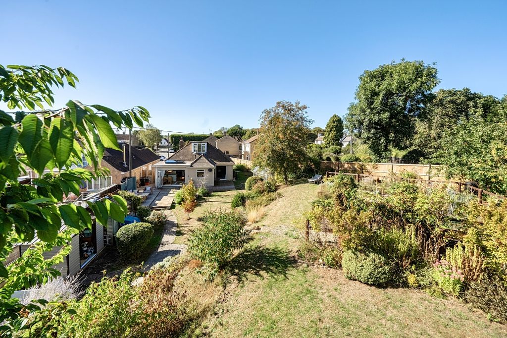 Property photo 1 of 21