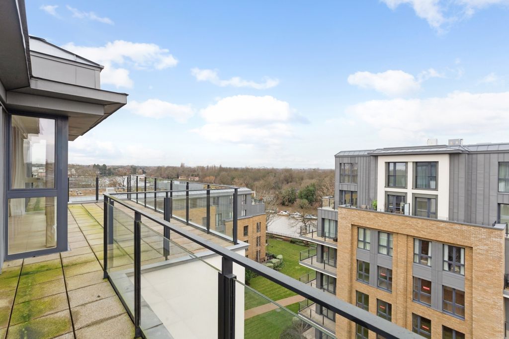 Property photo 2 of 3