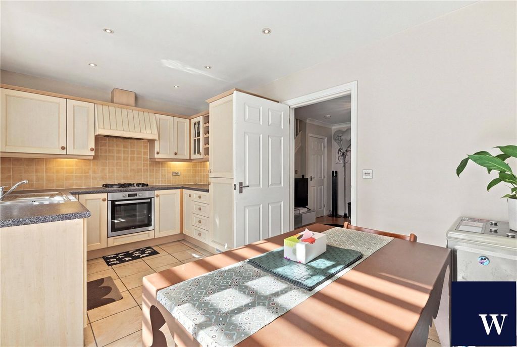 Property photo 3 of 21 Picture No. 09