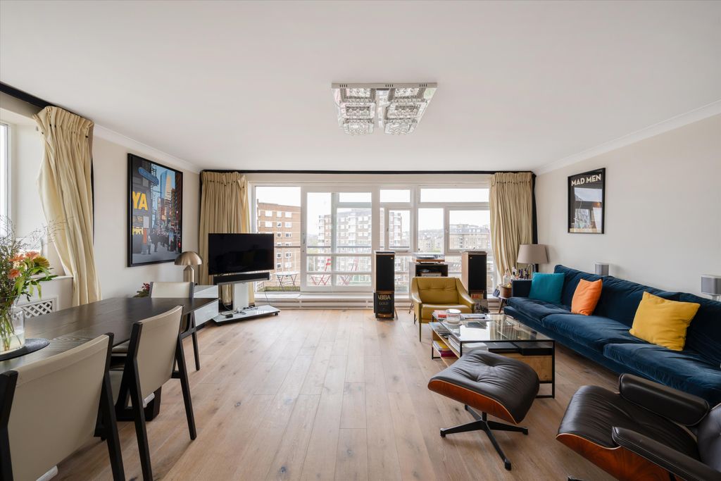 Property photo 2 of 16 Image