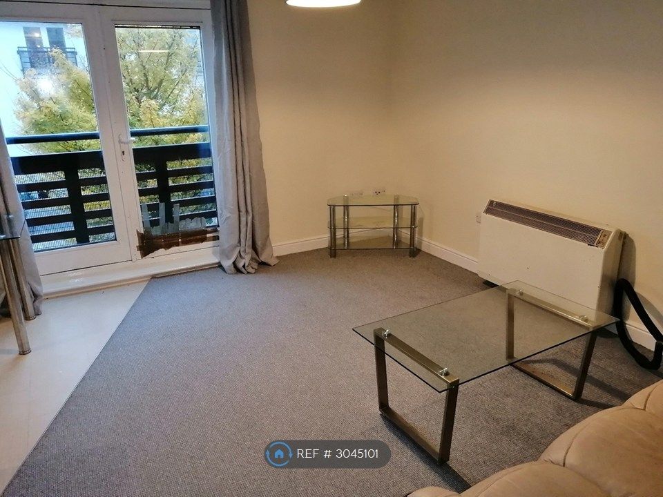 Property photo 2 of 8