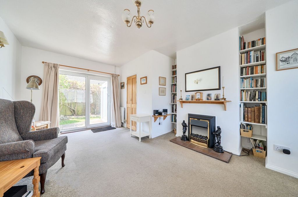 Property photo 2 of 17