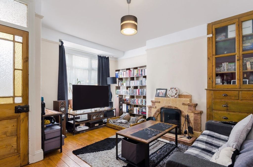 Property photo 2 of 9 Picture 2