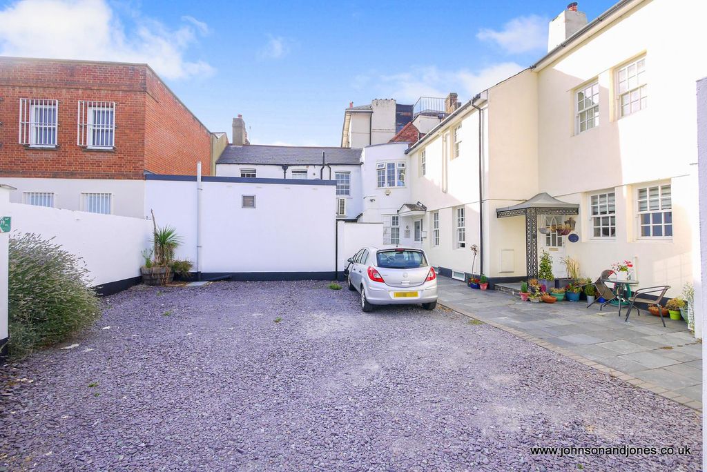 Property photo 1 of 15 P1680044.Jpg