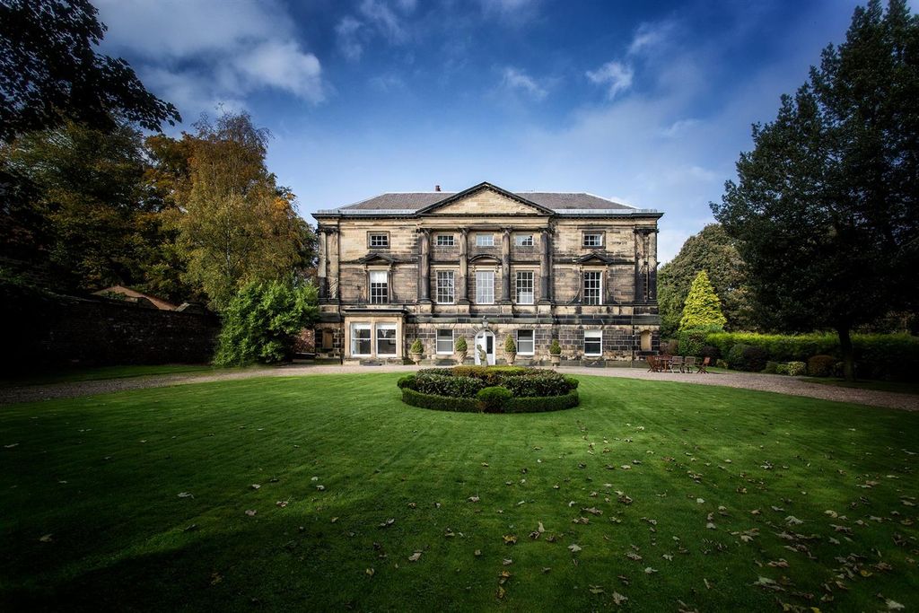 Property photo 1 of 9 Front Of Property