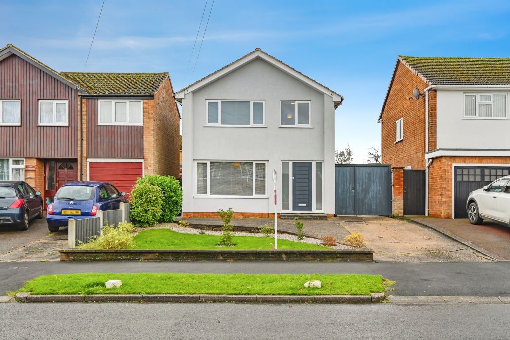 Property photo 1 of 17 External