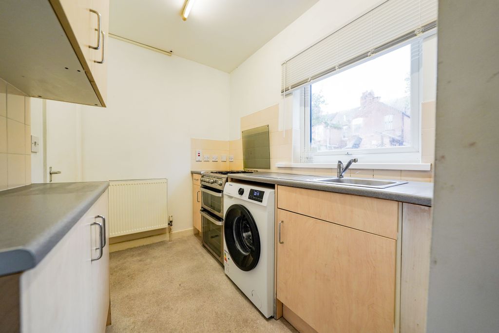 Property photo 2 of 11 Dsc09041