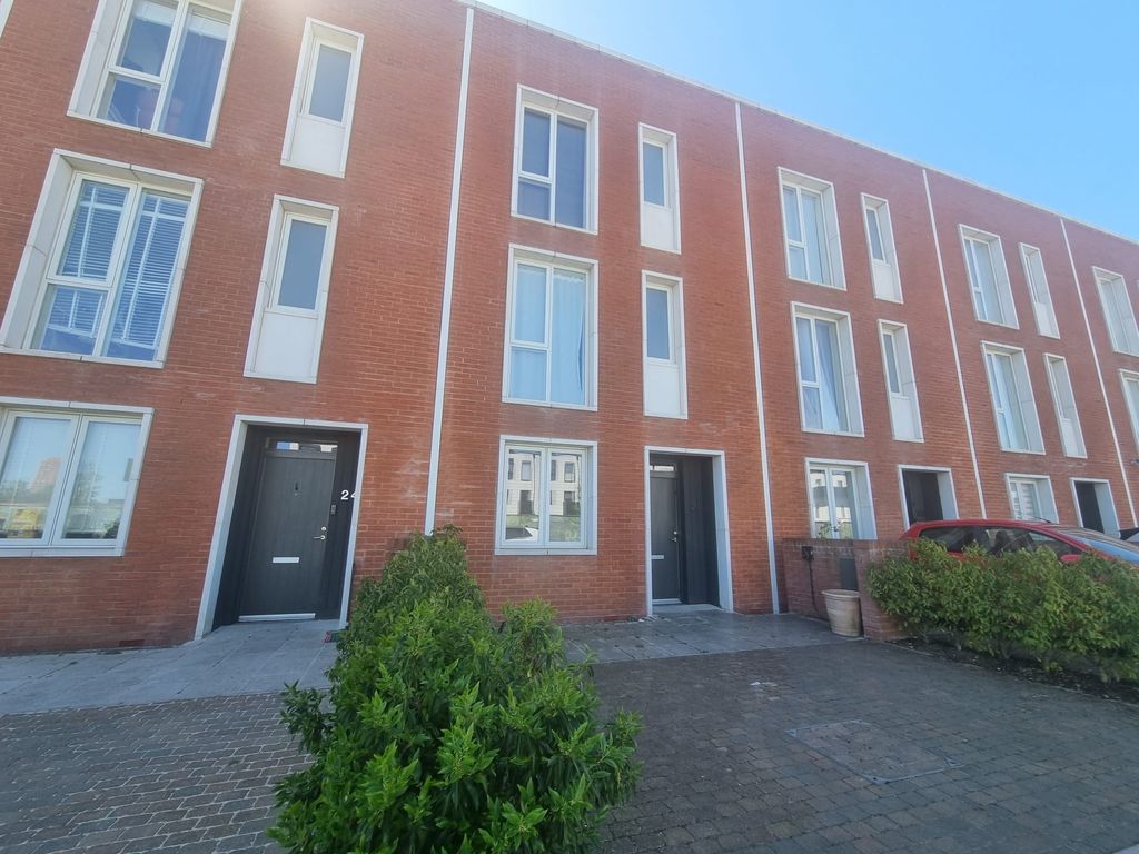 Property photo 1 of 13 25