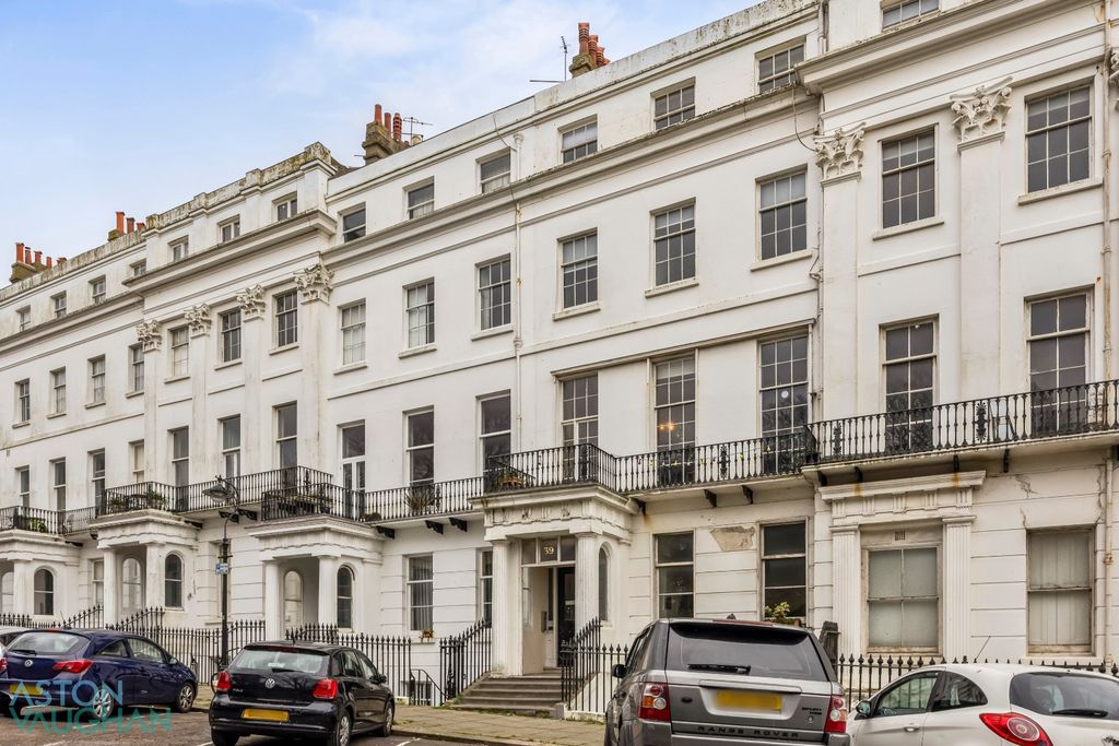 Property photo 2 of 11 4771451