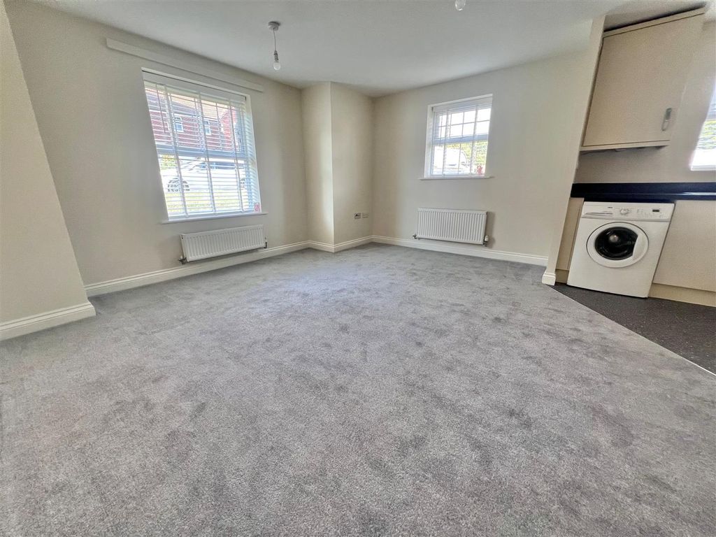 Property photo 3 of 8 Living Room.Jpg
