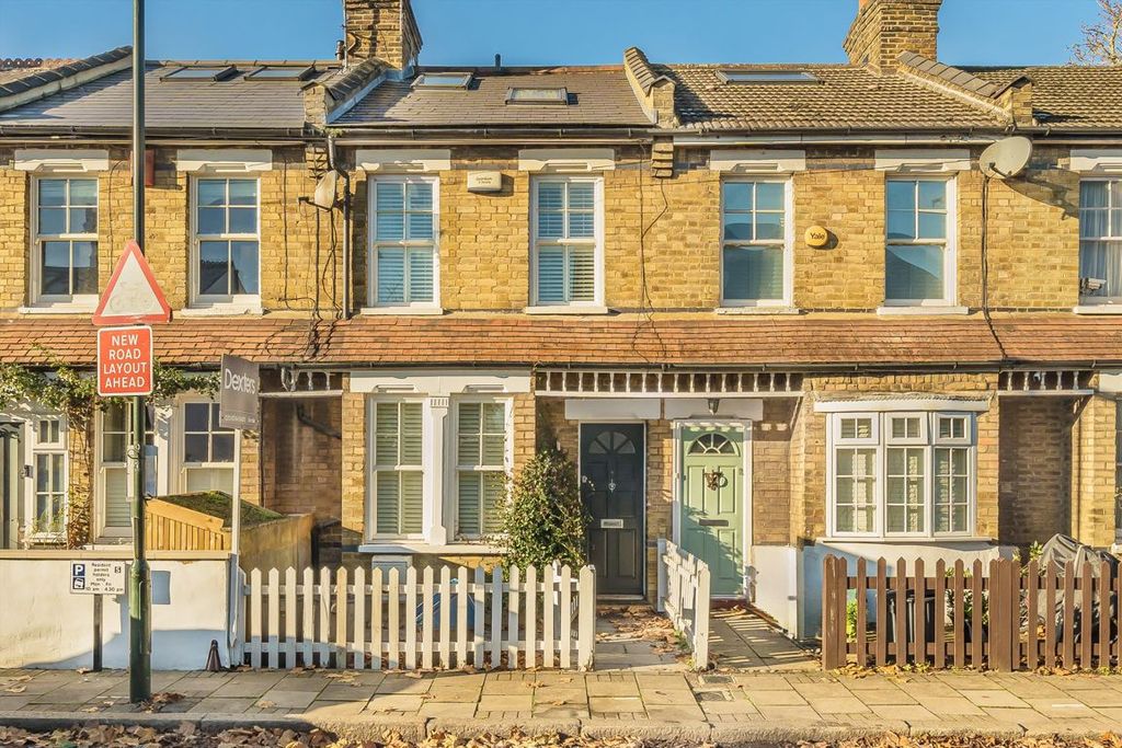 Property photo 1 of 8