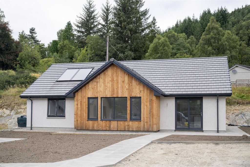 Property photo 1 of 15 MC1_1872.Jpg