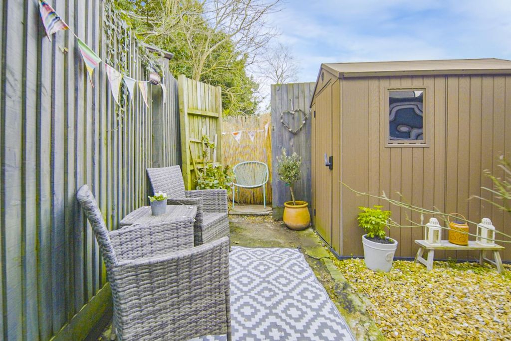 Property photo 3 of 18 31-P1132754-1.Jpg