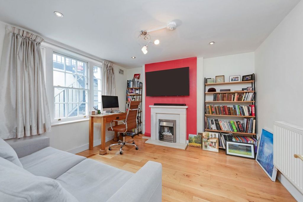 Property photo 2 of 7